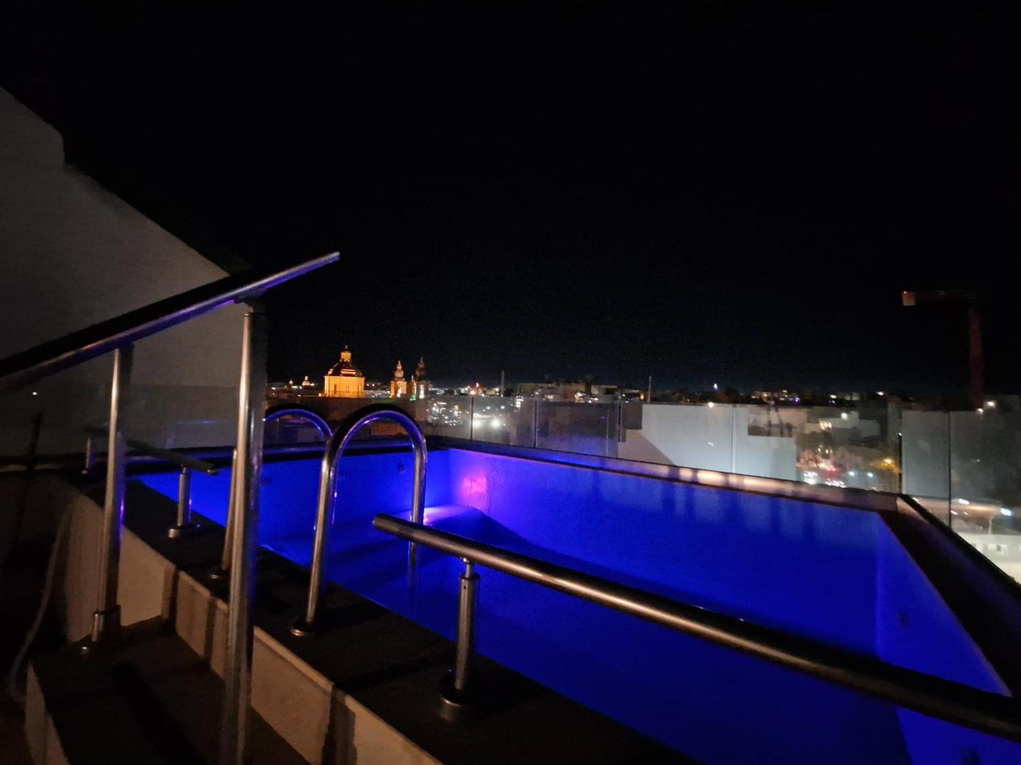 Korzo Suites Msida Luxury Penthouse With Pool Exterior foto